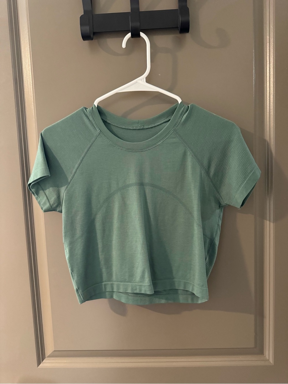 Lululemon Cropped Swiftly Tech
